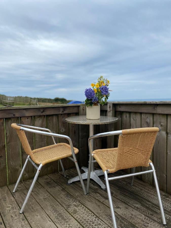 Coastal Stay Bell Tent Porthgain Exterior photo